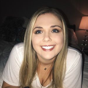 Meet your Posher, Bailee